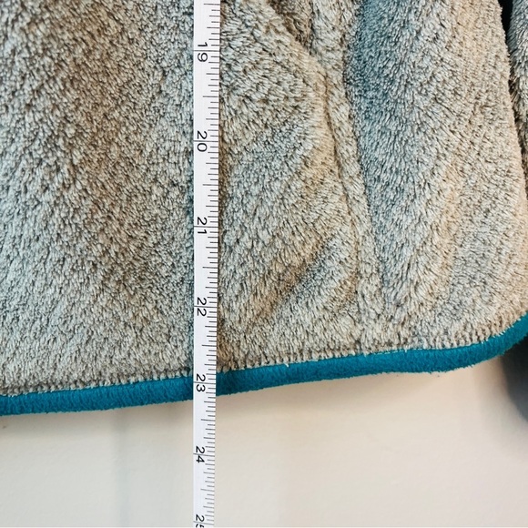 Patagonia ReTool Grey and Teal Snap Up Fleece - Picture 5 of 8